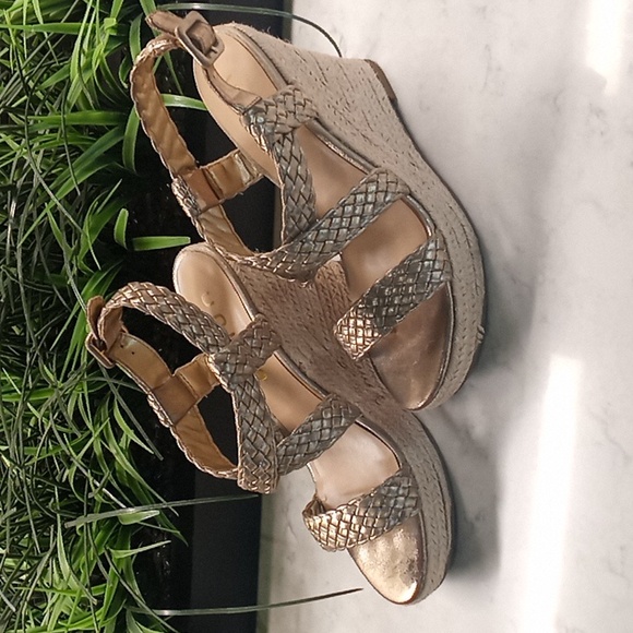 Platform wedge - Picture 4 of 4